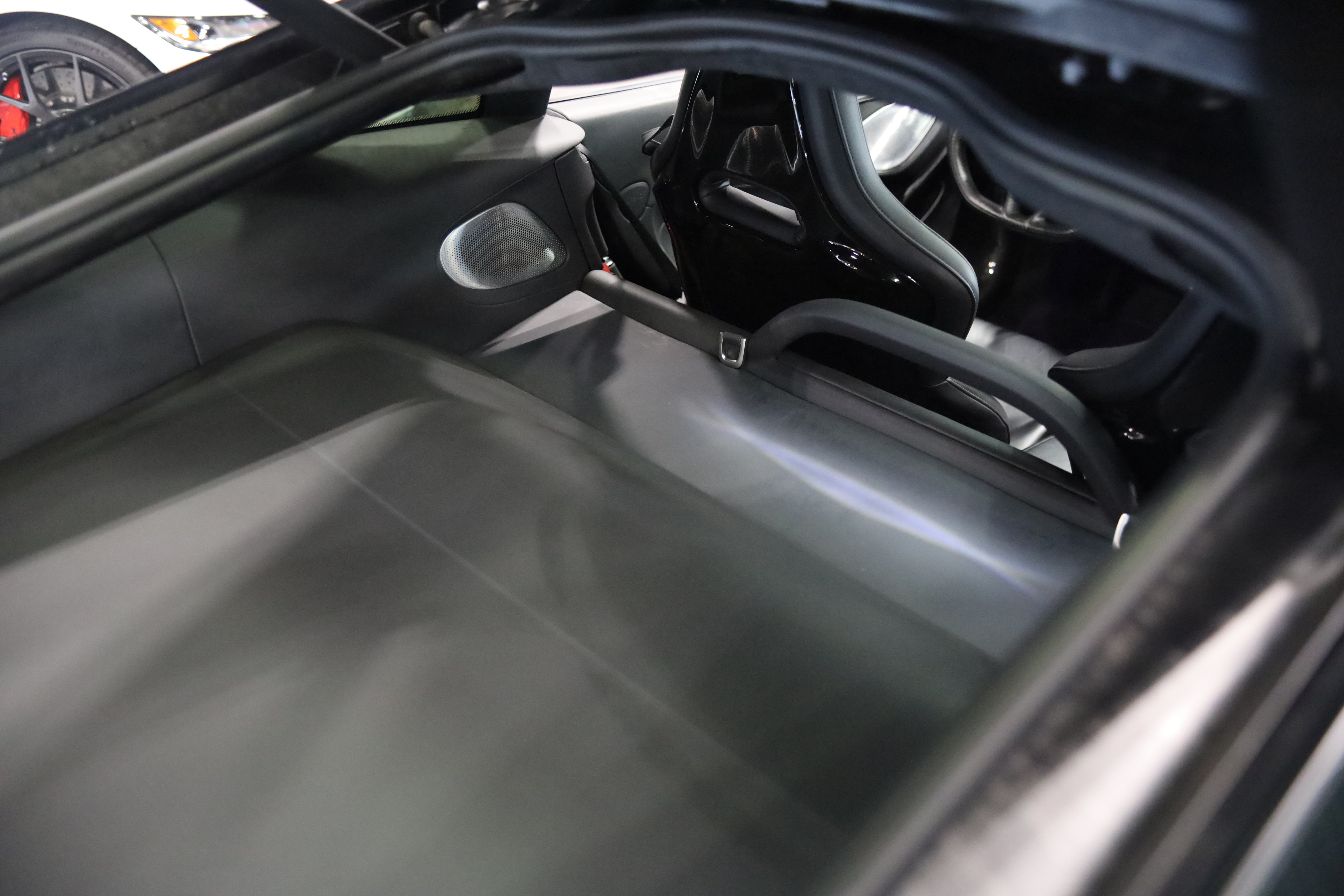 Used 2023 McLaren GT RWD image 8