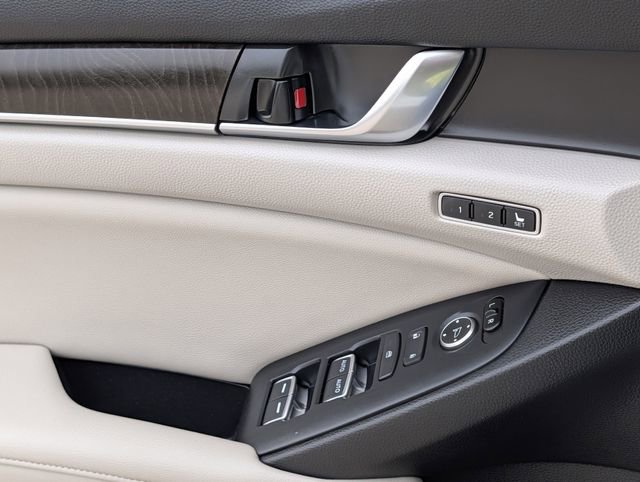 Used 2020 Honda Accord EX-L image 24