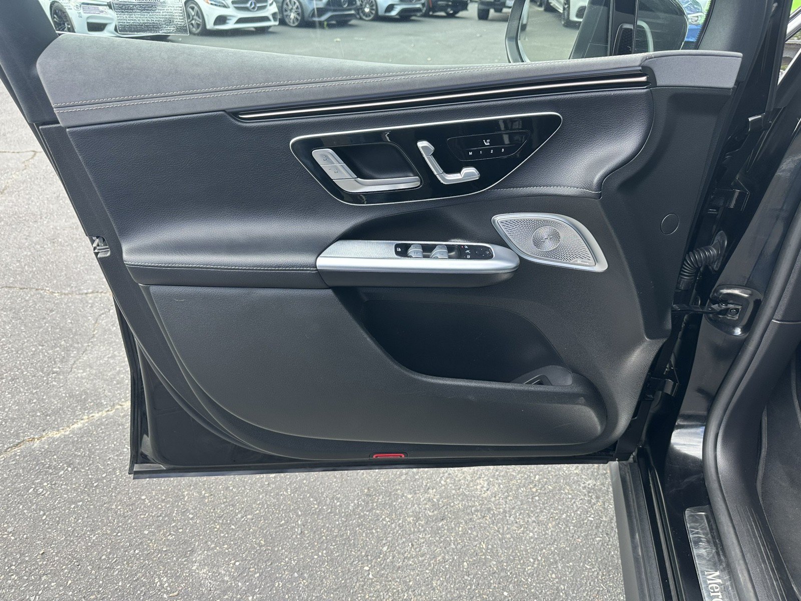 Used 2023 Mercedes-Benz EQE 350+ 4MATIC SUV image 26