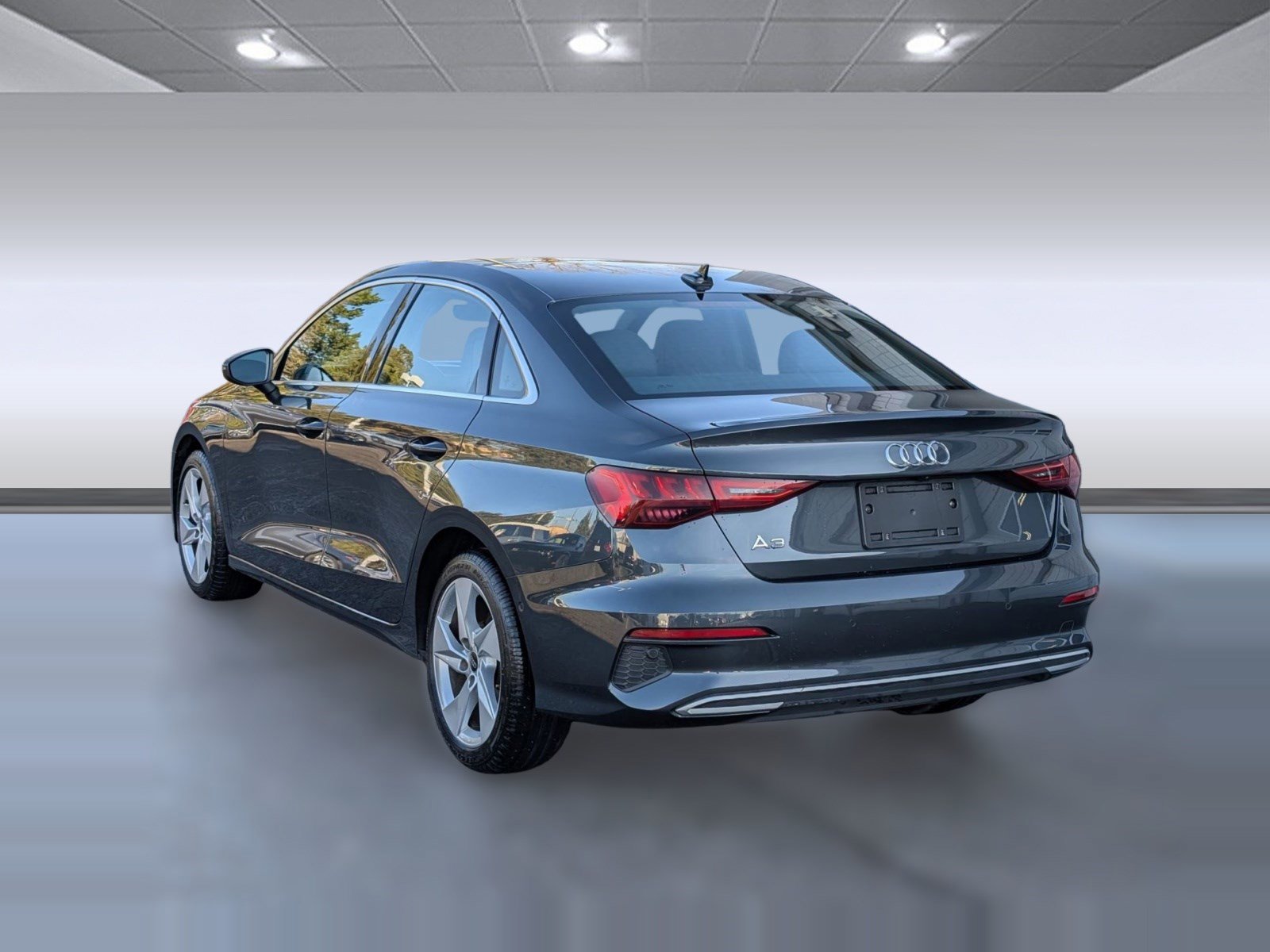 Used 2024 Audi A3 2.0T Premium image 3