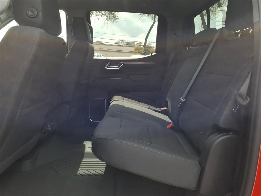 New 2026 Chevrolet Silverado 1500 LT w/ Z71 Off-Road Package image 12