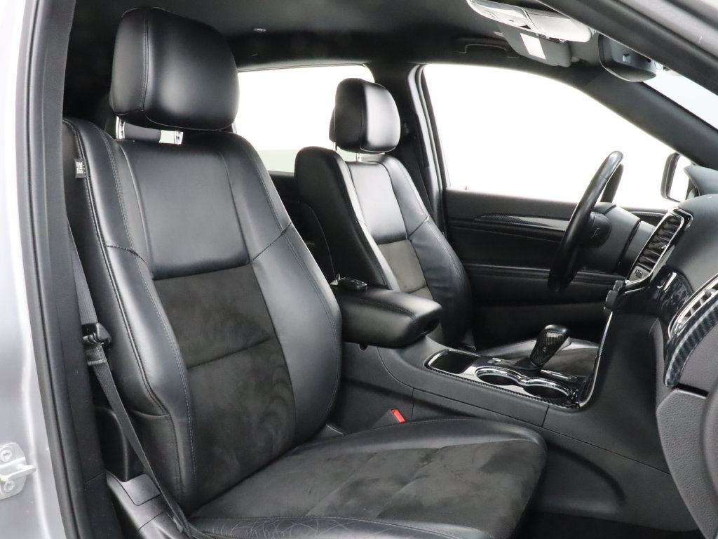 Used 2020 Jeep Grand Cherokee Altitude RWD image 23