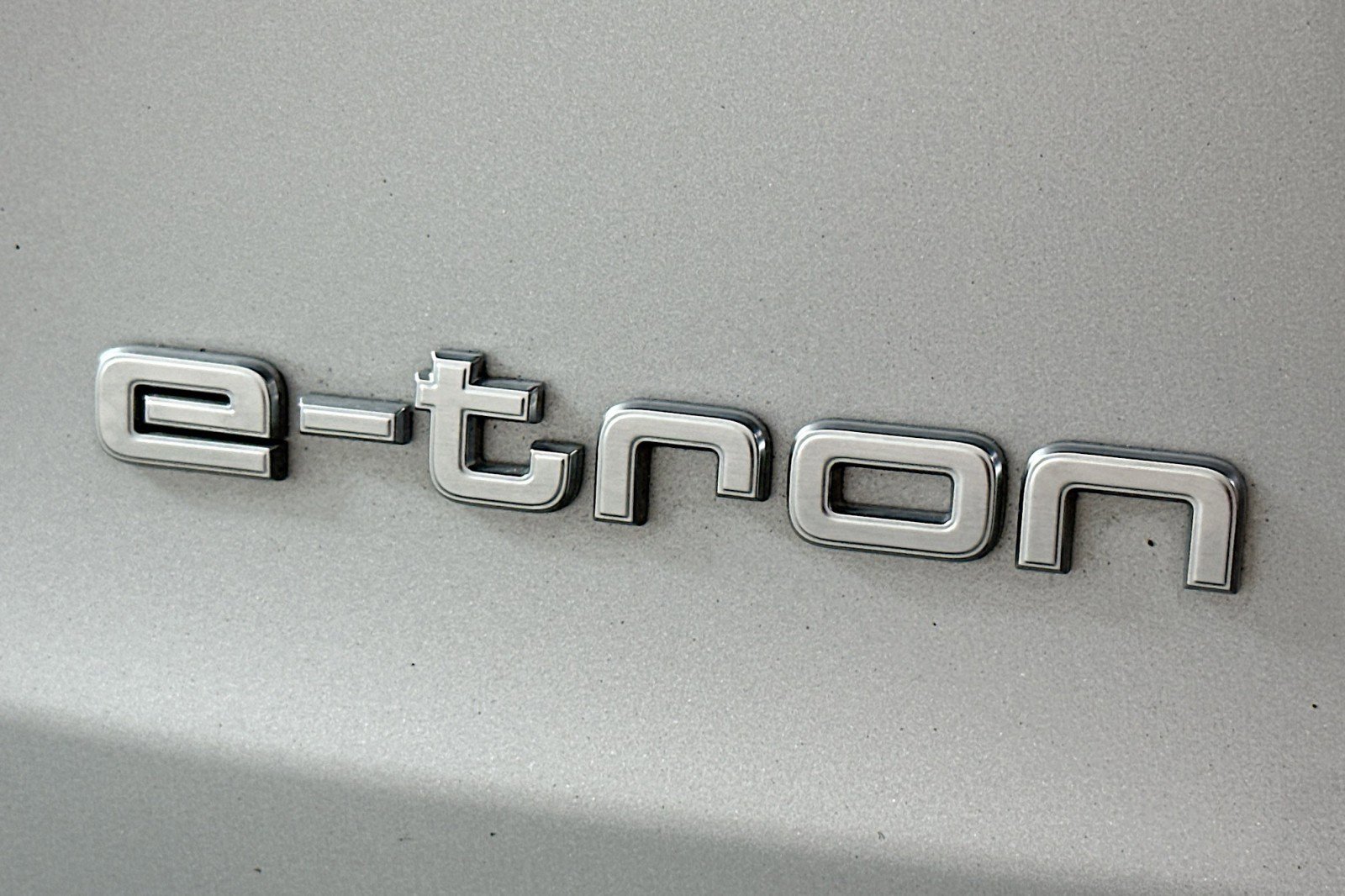 Used 2023 Audi e-tron Premium AWD/4WD image 10