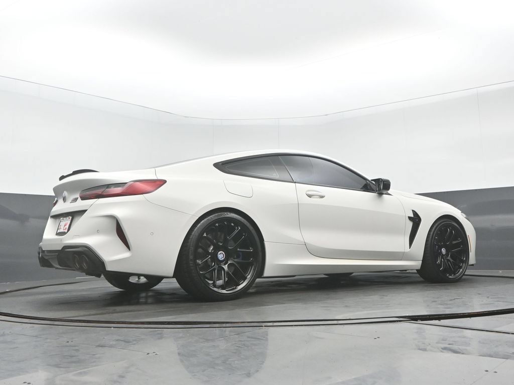 Used 2023 BMW M8 Competition w/ M Carbon Exterior Package AWD/4WD image 31