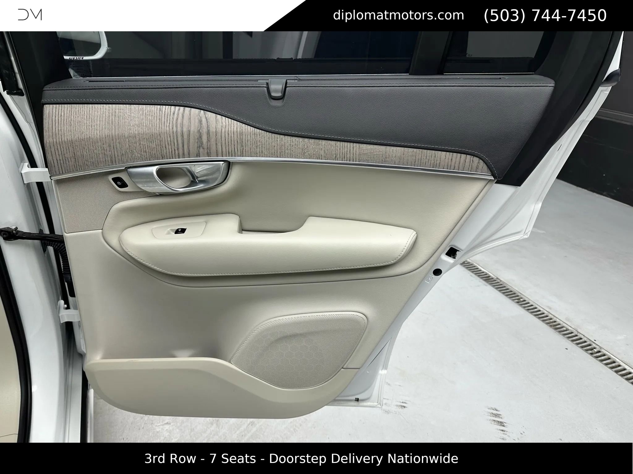 Used 2024 Volvo XC90 T8 Ultimate image 32