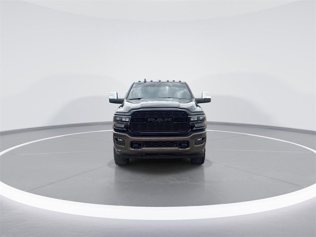 Used 2024 RAM 2500 Limited w/ Towing Technology Group image 3