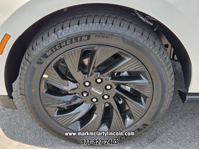 New 2027 Lincoln Navigator Reserve w/ Jet Appearance Package AWD/4WD image 15