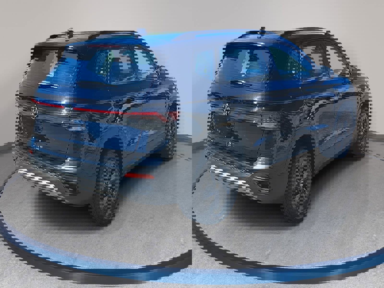 Used 2025 Volkswagen Taos S FWD image 5