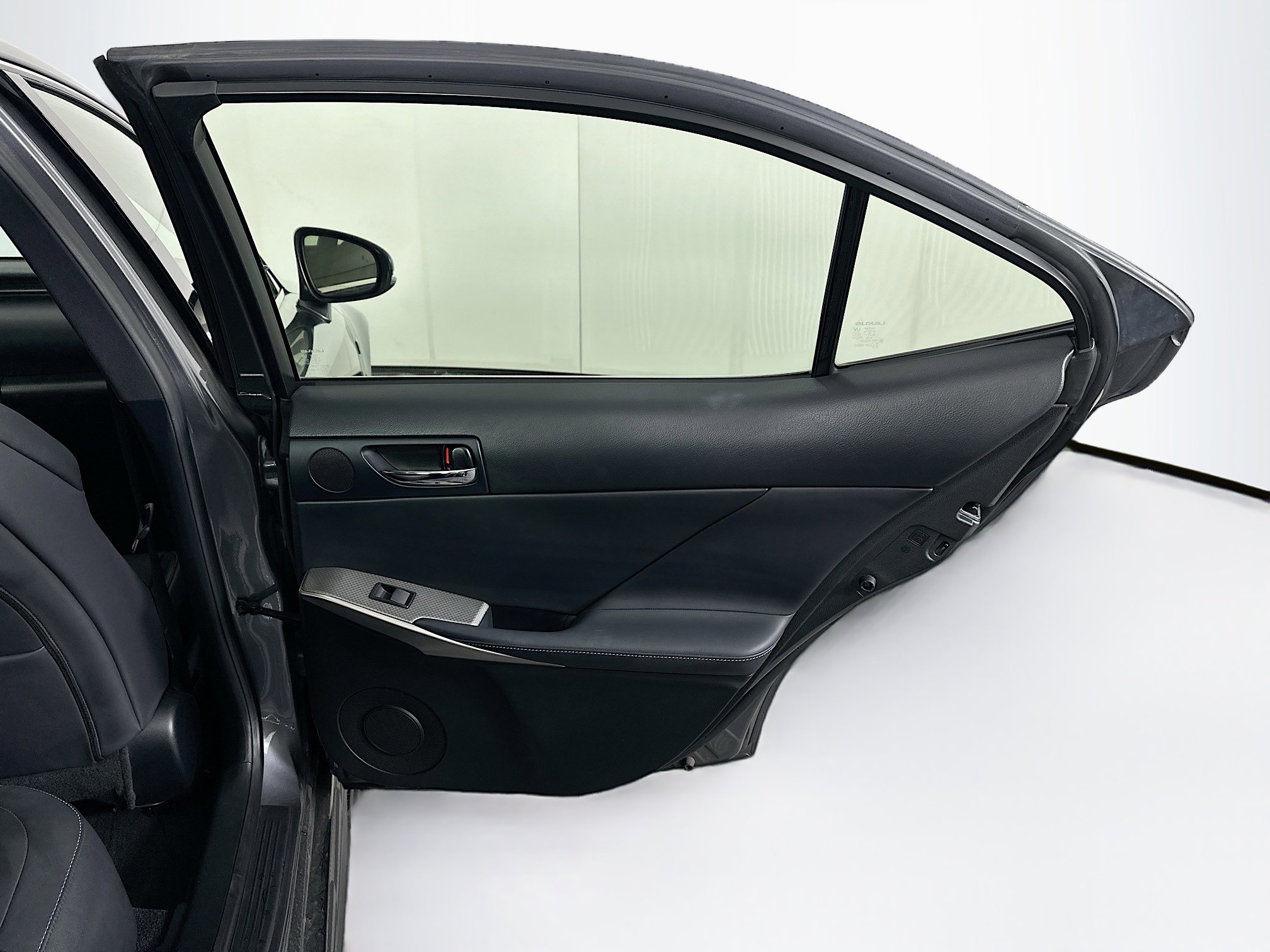 Used 2014 Lexus IS 350 4dr Sdn RWD w/ F Sport Package image 32