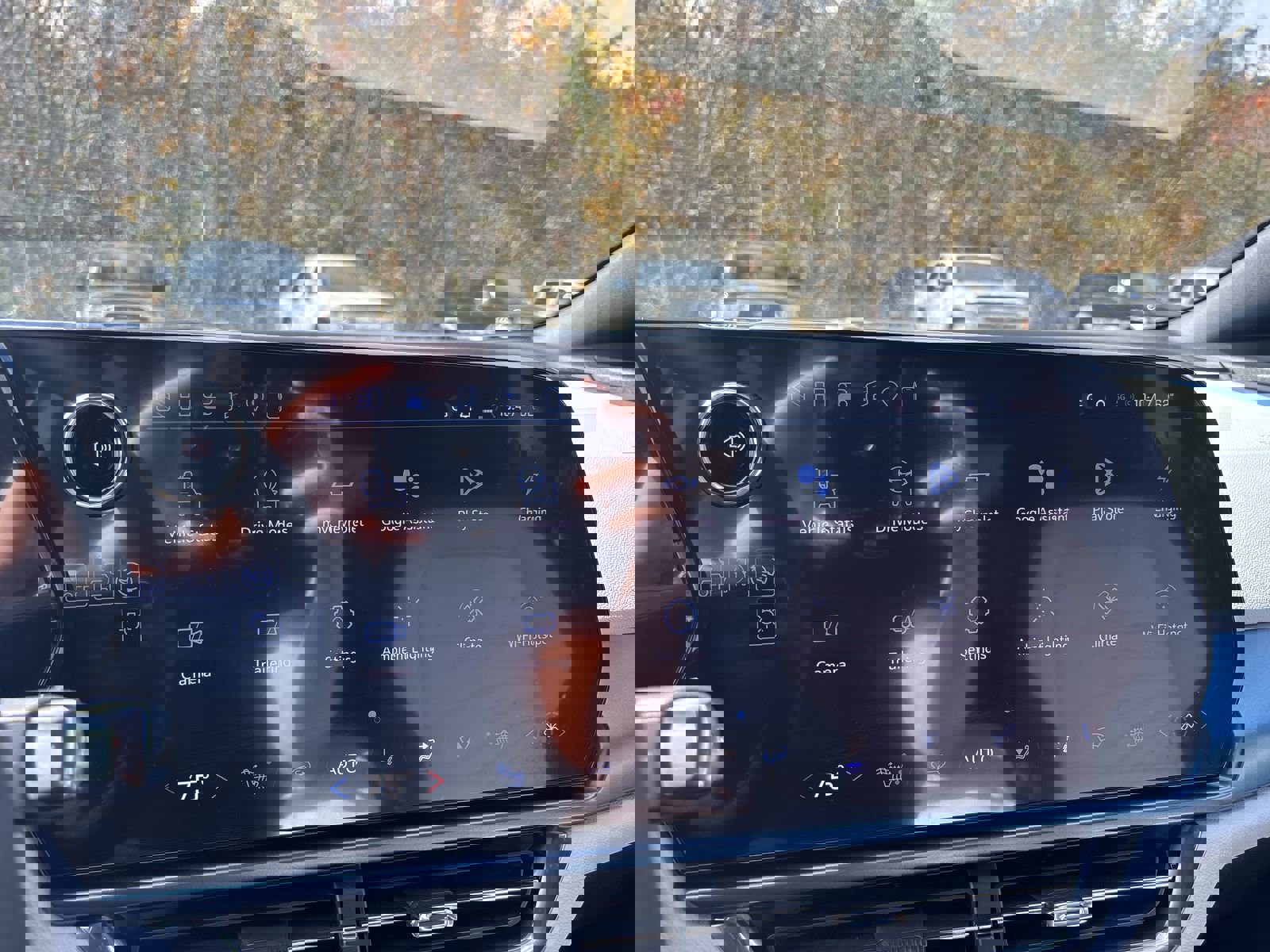 New 2026 Chevrolet Equinox EV LT image 19