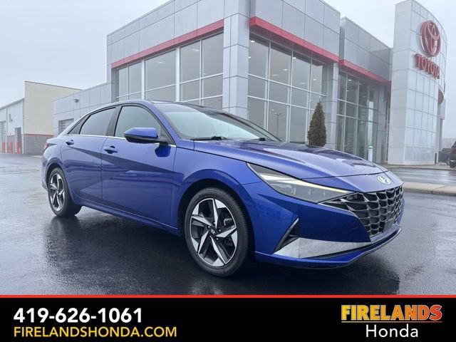 Used 2023 Hyundai Elantra Limited
