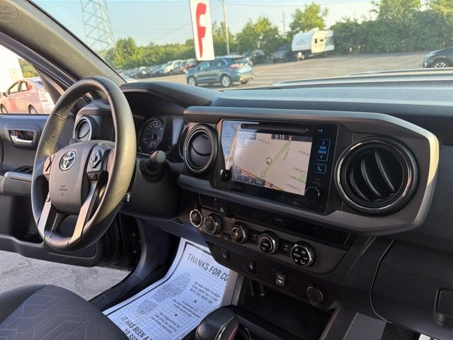 Used 2017 Toyota Tacoma TRD Off-Road w/ Tow Package (A/T) AWD/4WD image 24