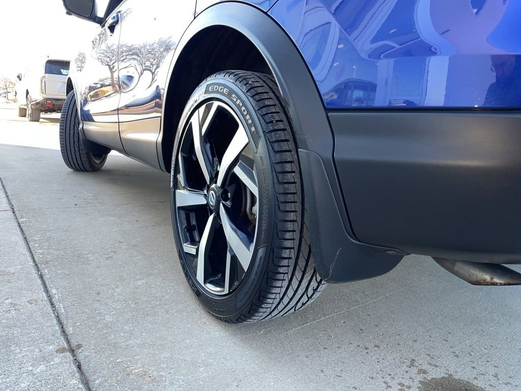 Used 2022 Nissan Rogue Sport SL image 17