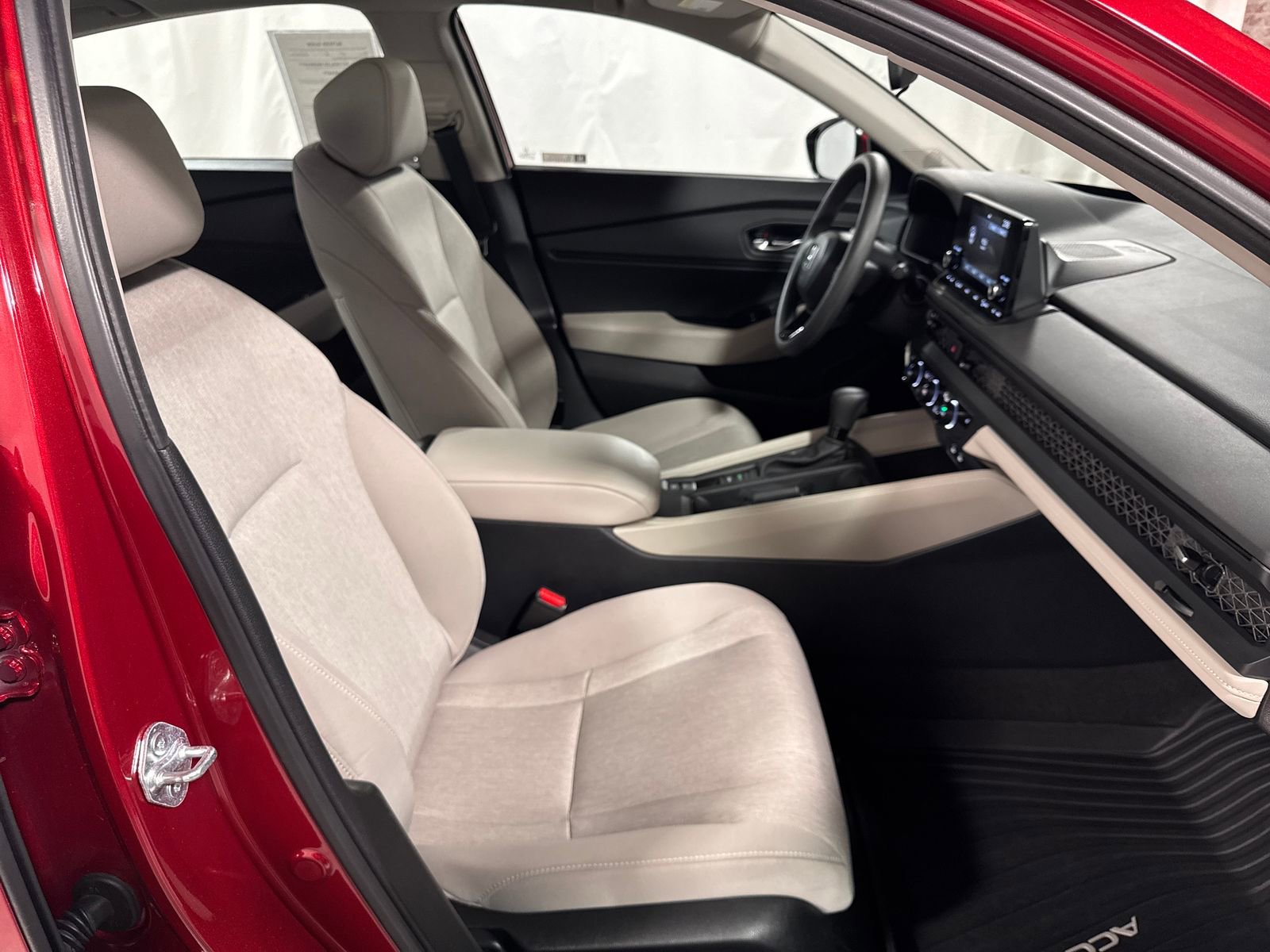 Certified 2024 Honda Accord EX image 26