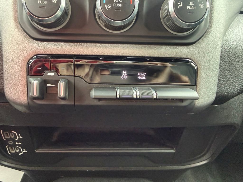 Used 2024 RAM 2500 Big Horn image 45