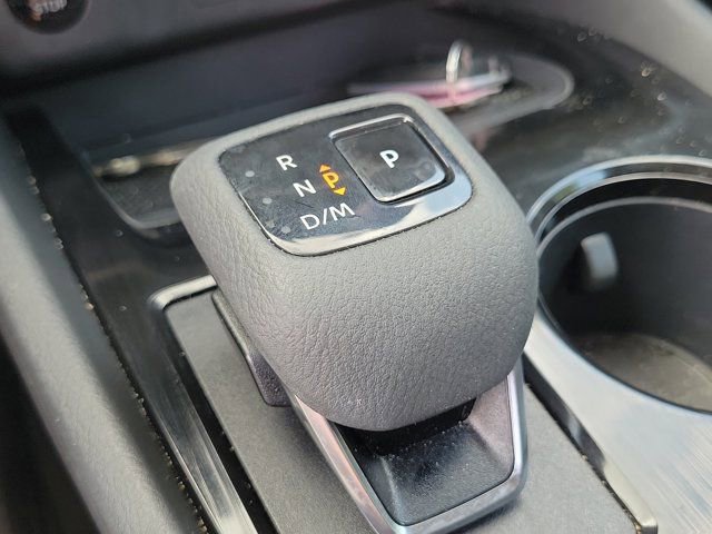 Used 2026 Nissan Rogue SV FWD image 31