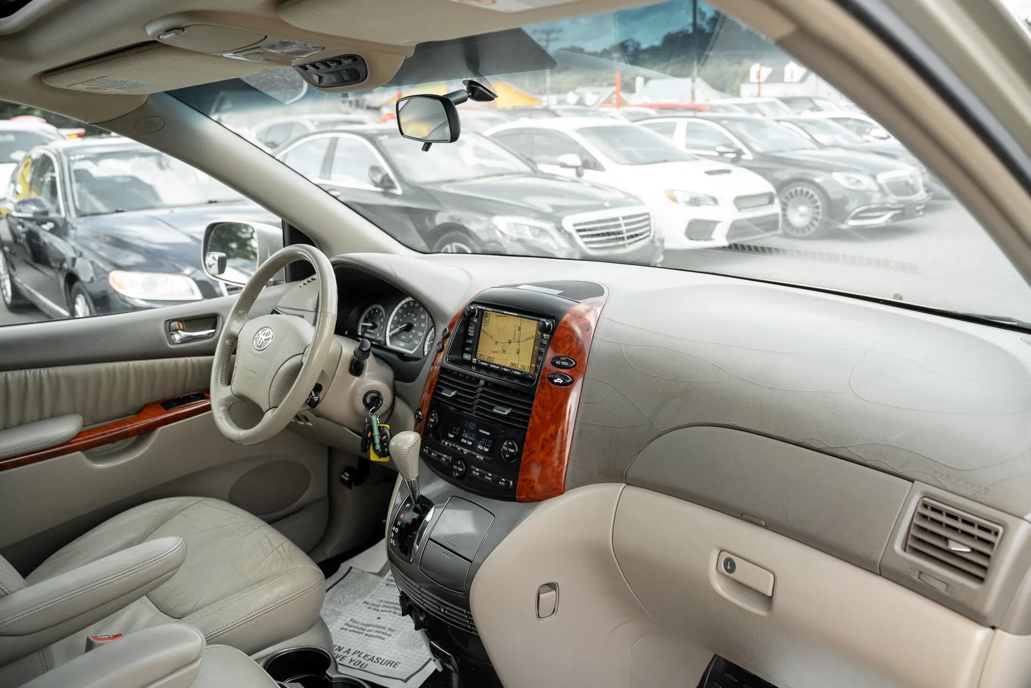 Used 2004 Toyota Sienna XLE FWD image 15