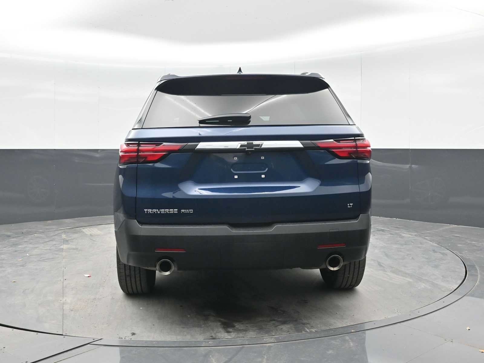 Used 2023 Chevrolet Traverse LT AWD/4WD image 11