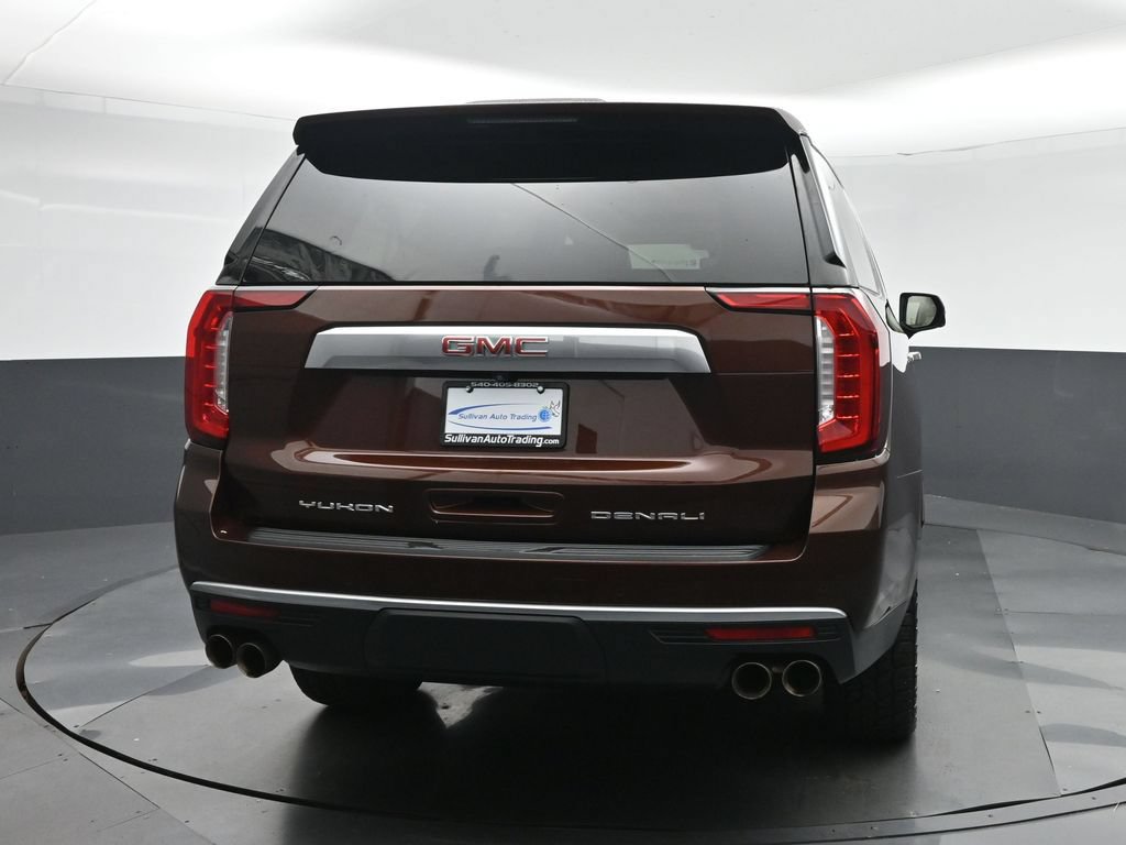 Used 2023 GMC Yukon XL Denali AWD/4WD image 6