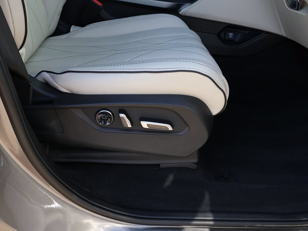 Used 2026 Acura MDX A-Spec w/ Advance Package AWD/4WD image 13