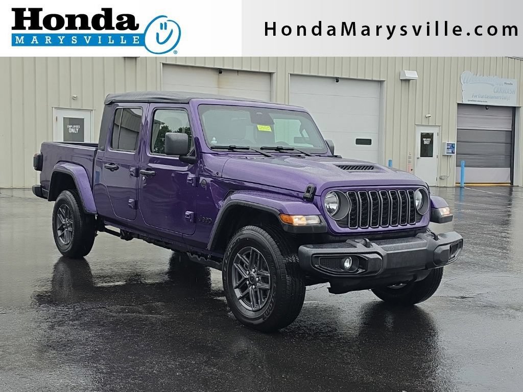 Used 2026 Jeep Gladiator Sport AWD/4WD image 1