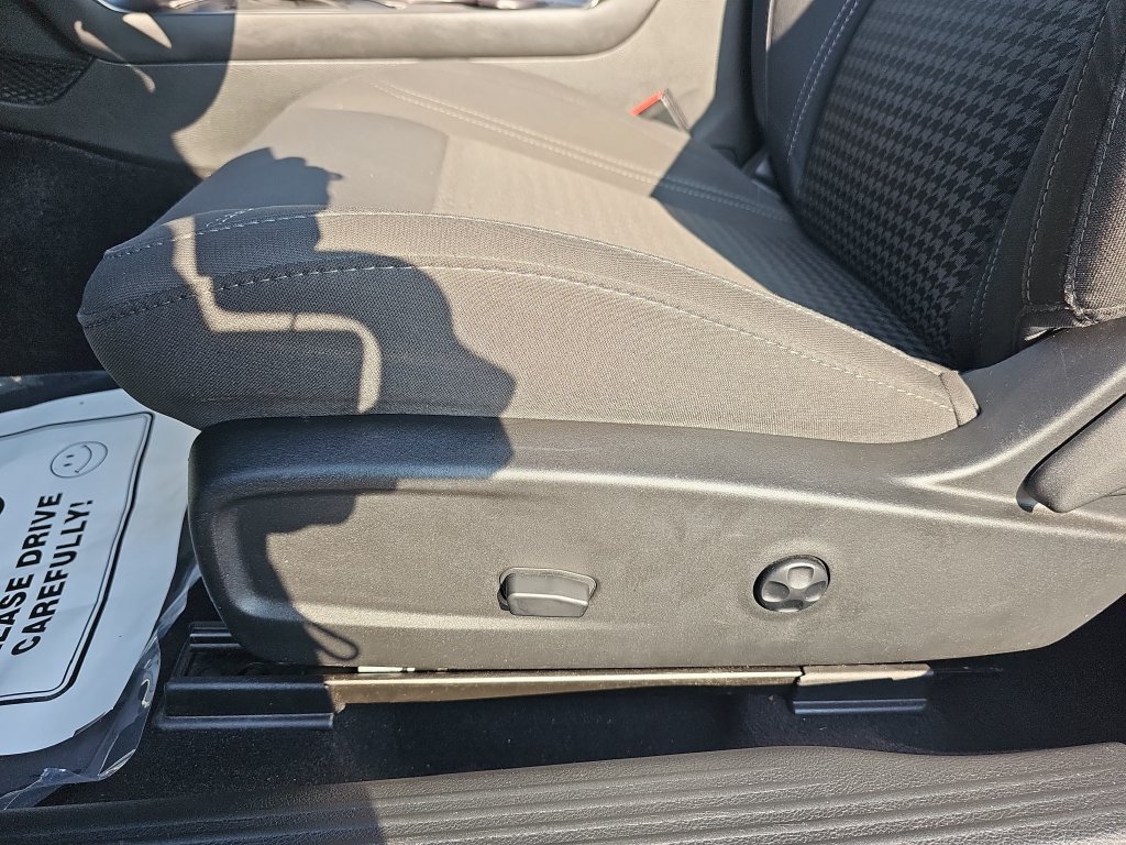 Used 2019 Dodge Challenger SXT RWD image 27