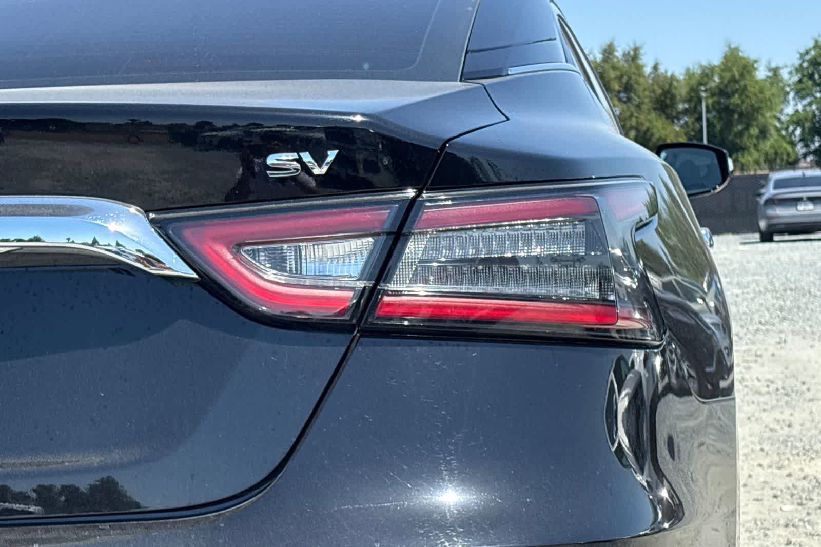 Used 2023 Nissan Maxima SV w/ Floor Mat Group FWD image 13
