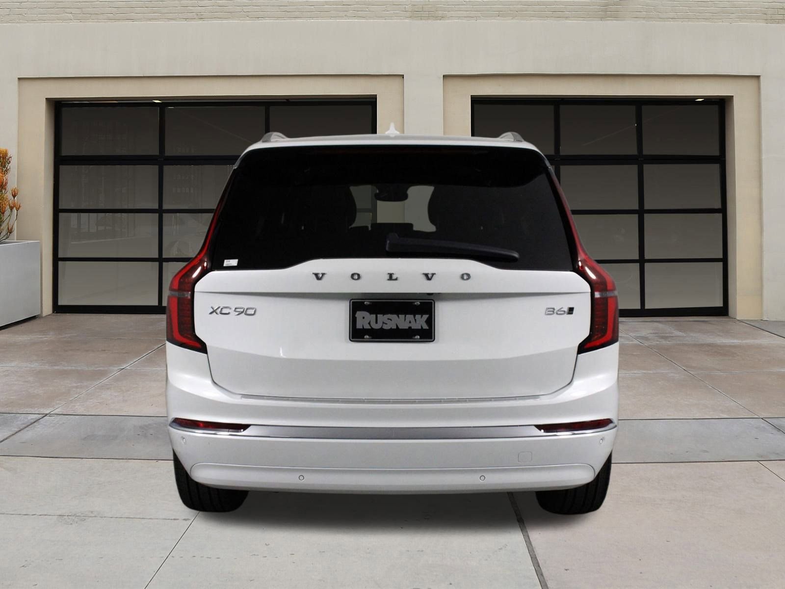 New 2025 Volvo XC90 B6 Core w/ Protection Package Premier AWD/4WD image 4