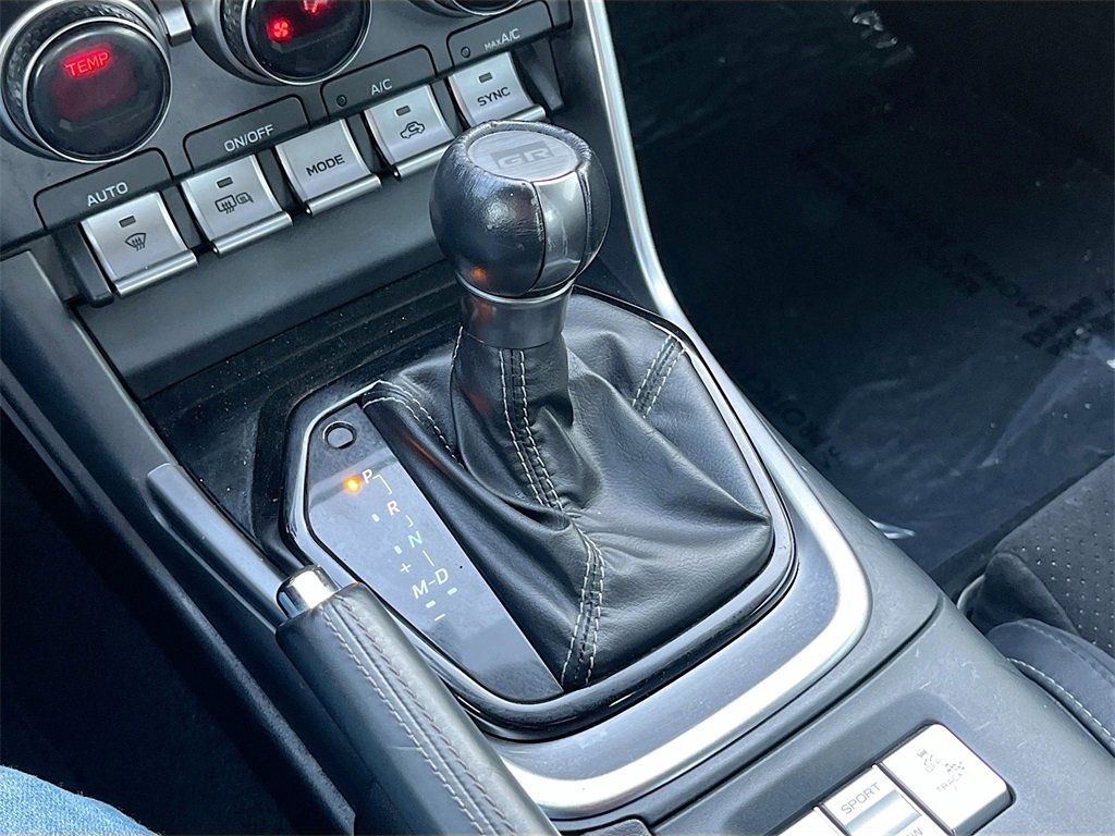 Used 2023 Toyota GR86 Premium w/ ALL Weather Mat Package (TMS) image 17