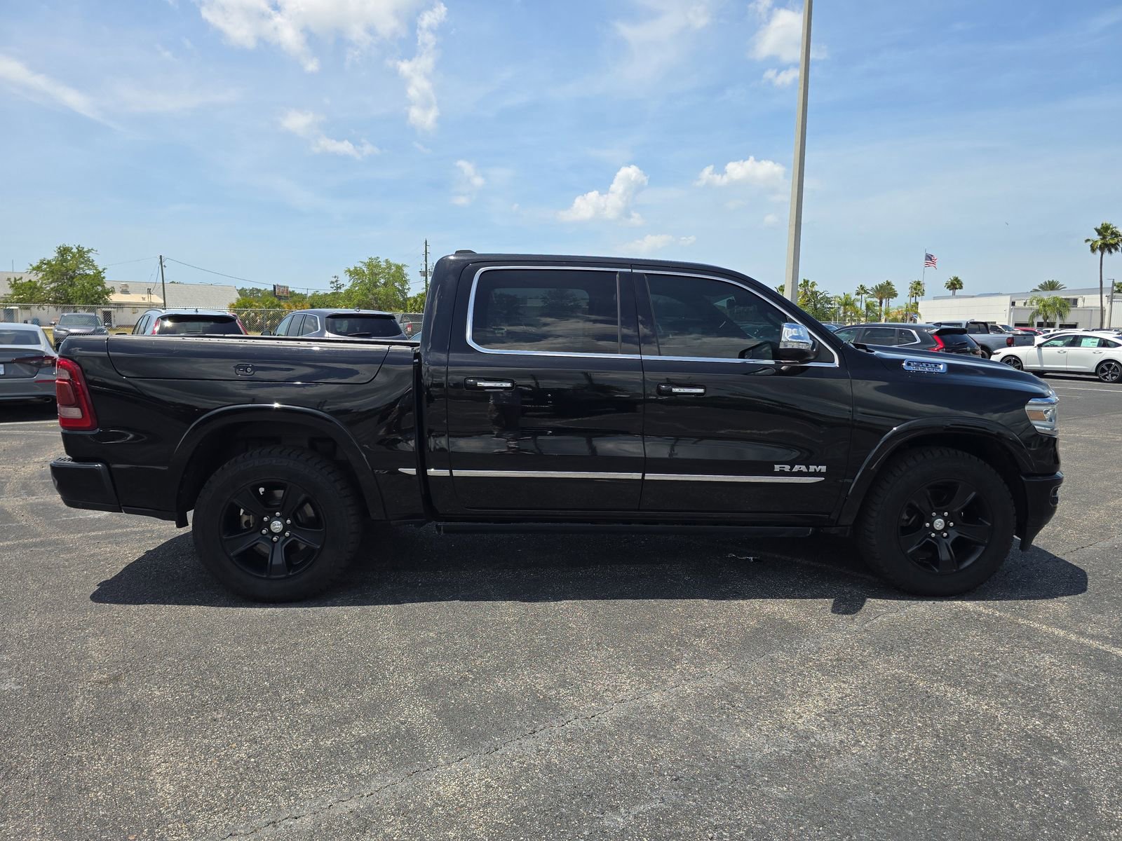Used 2020 RAM 1500 Limited AWD/4WD image 3