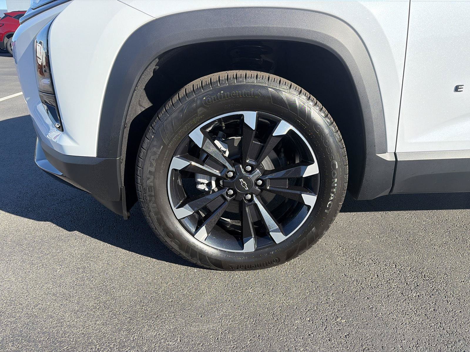 New 2027 Chevrolet Equinox RS w/ Safety and Technology Package AWD/4WD image 10