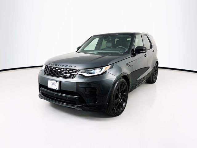 Used 2024 Land Rover Discovery Dynamic SE image 1