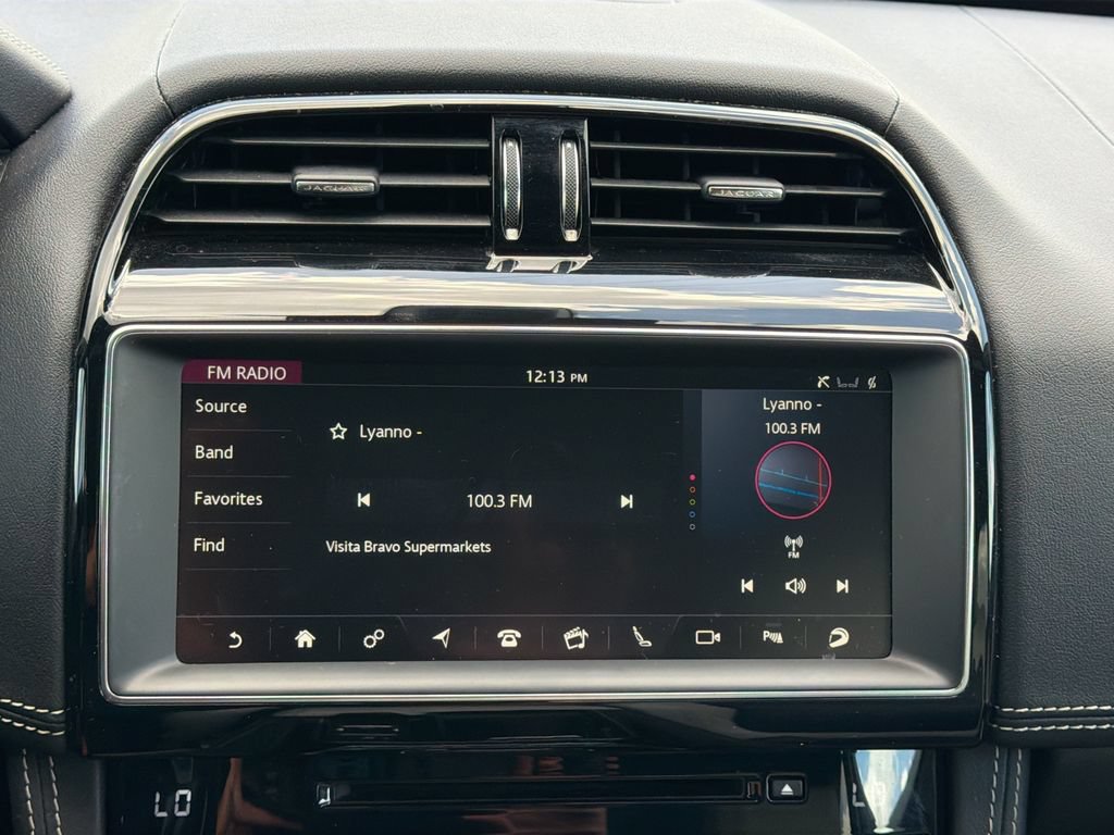 Used 2020 Jaguar F-PACE S AWD/4WD image 23