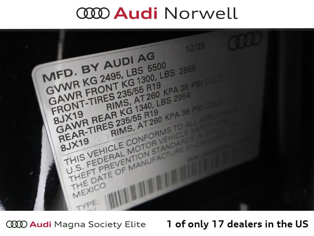 Used 2025 Audi Q5 Premium w/ Premium Plus AWD/4WD image 3