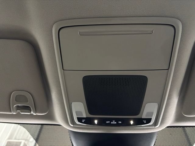 Used 2023 Honda Pilot EX-L image 25