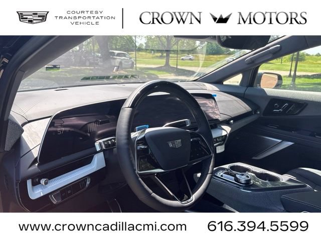 Used 2026 Cadillac Optiq Sport 1 w/ LPO, Floor Liner Package AWD/4WD image 12