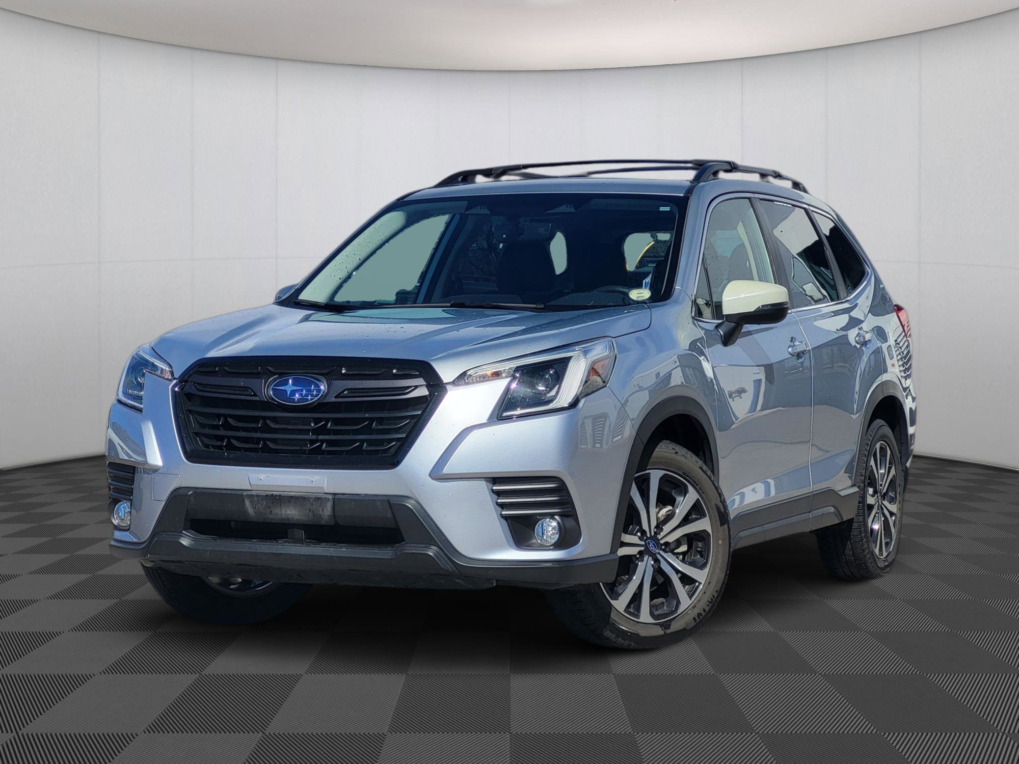 Used 2023 Subaru Forester Limited image 2