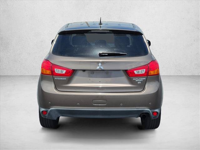 Used 2016 Mitsubishi Outlander Sport ES FWD image 6