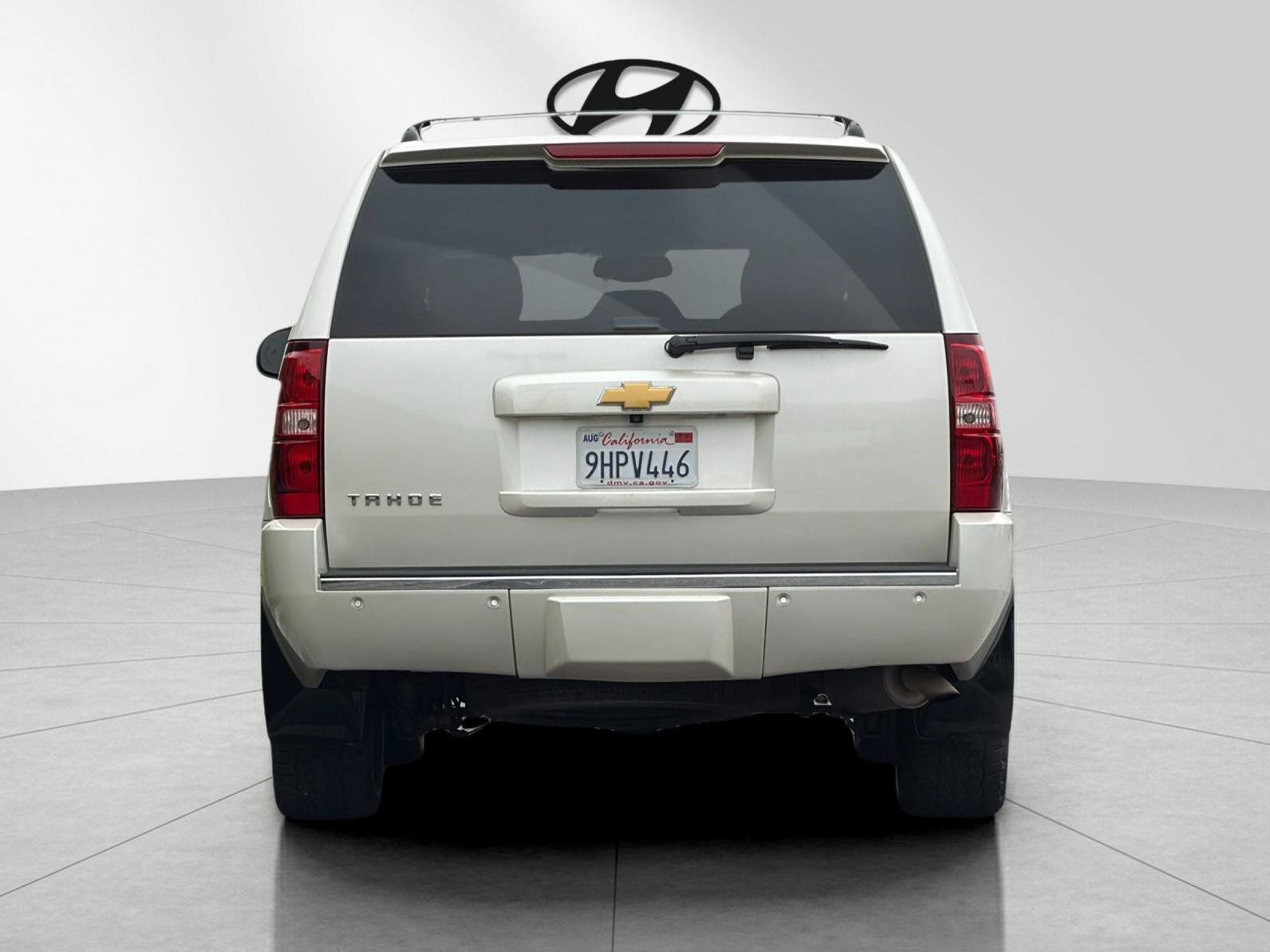 Used 2013 Chevrolet Tahoe LTZ AWD/4WD image 4