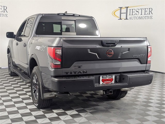 Used 2023 Nissan Titan PRO-4X w/ Pro-4x Convenience Package image 5