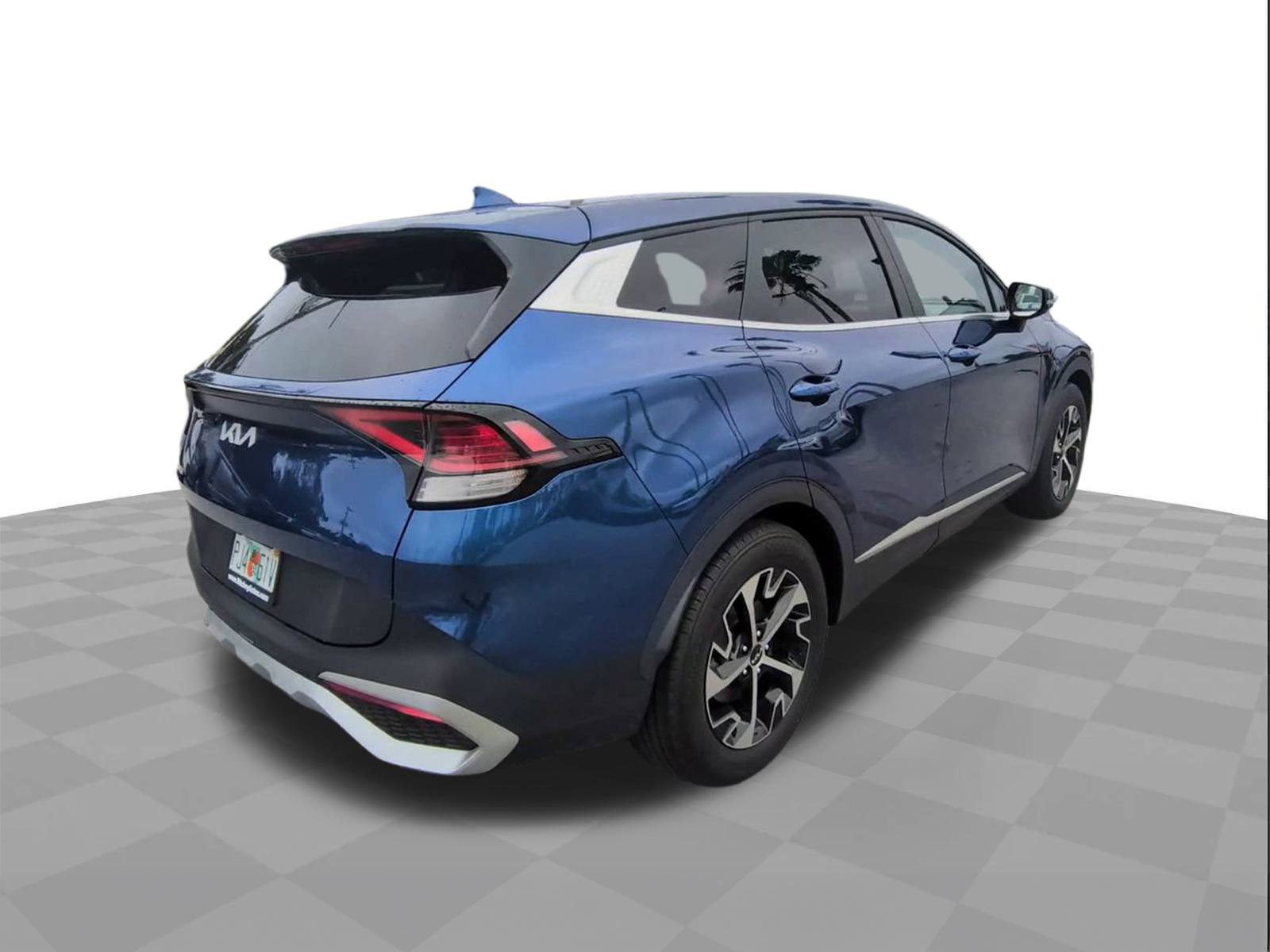 Used 2024 Kia Sportage EX image 8