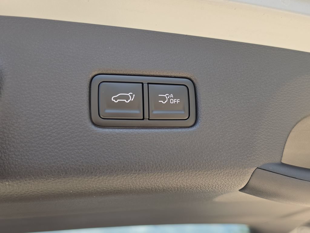 New 2026 Kia Carnival SX FWD image 11