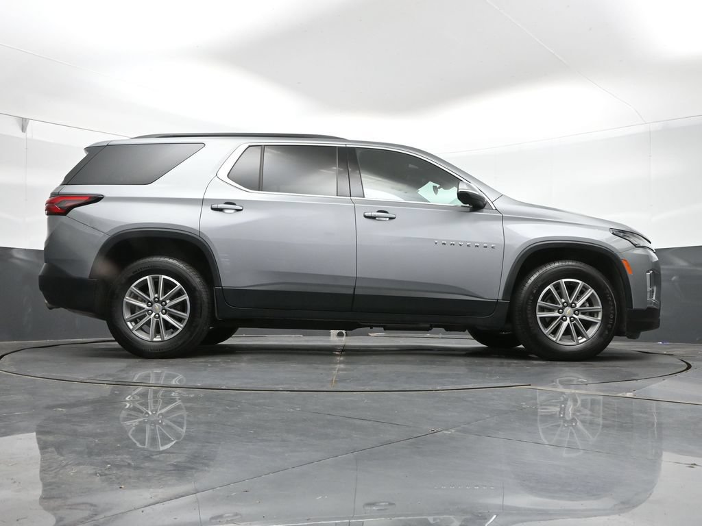 Used 2023 Chevrolet Traverse LT w/ LPO, Cargo Package AWD/4WD image 44
