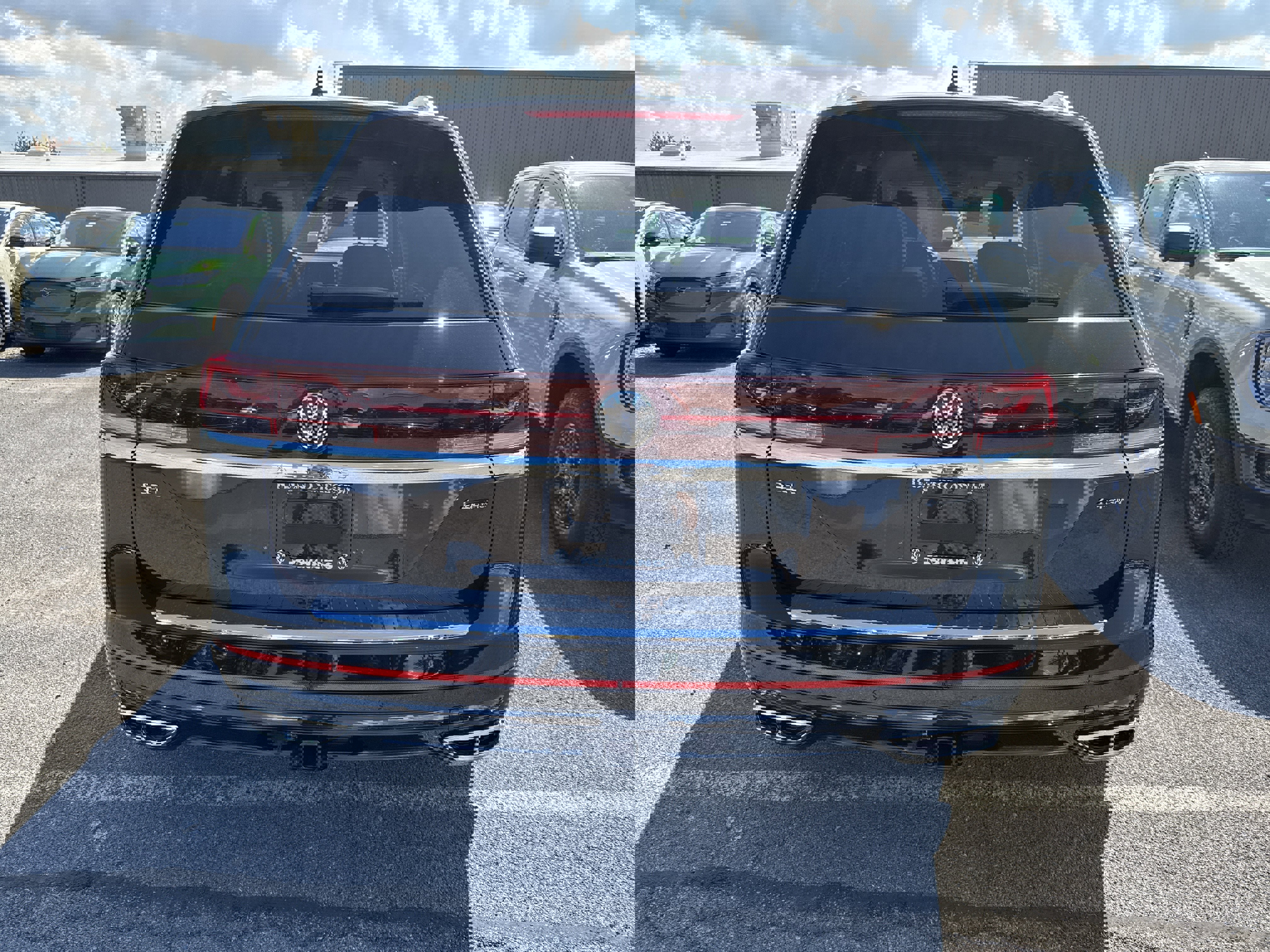 New 2026 Volkswagen Atlas SEL Premium R-Line image 6