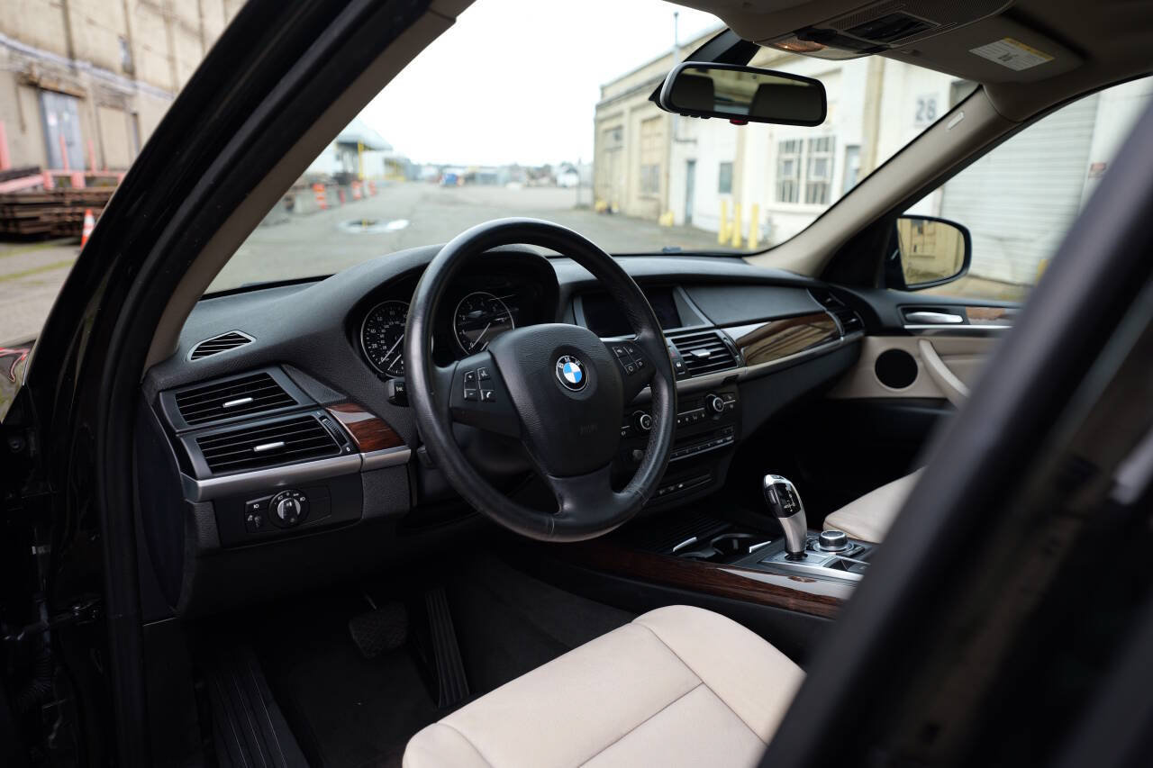 Used 2011 BMW X5 xDrive35i AWD/4WD image 36