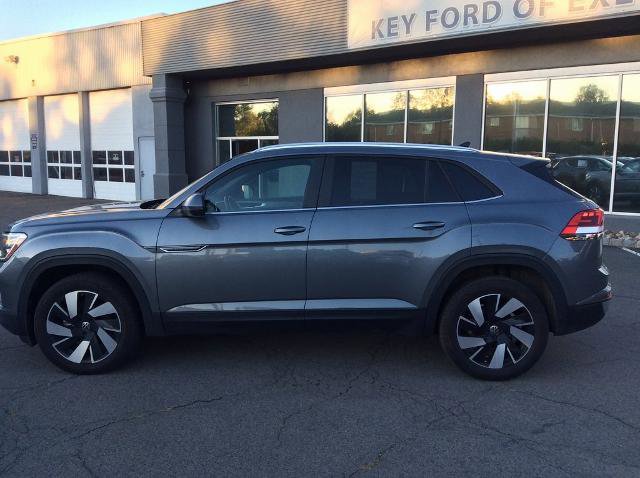 Used 2024 Volkswagen Atlas Cross Sport SE image 2