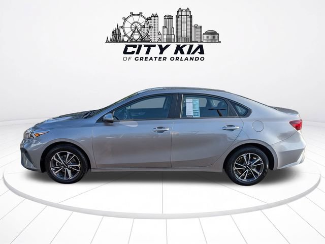 Certified 2024 Kia Forte LXS FWD image 3