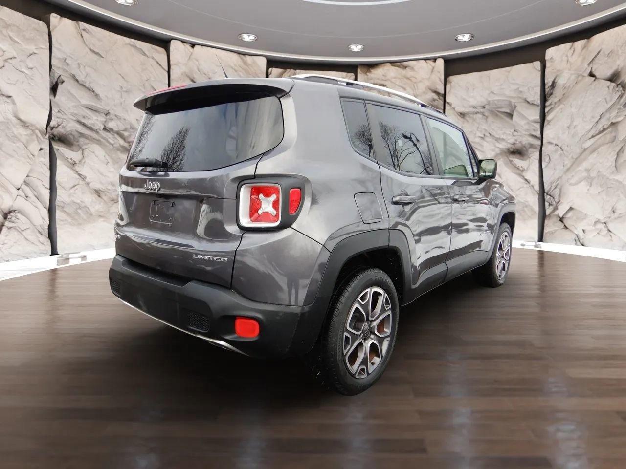 Used 2016 Jeep Renegade Limited AWD/4WD image 6