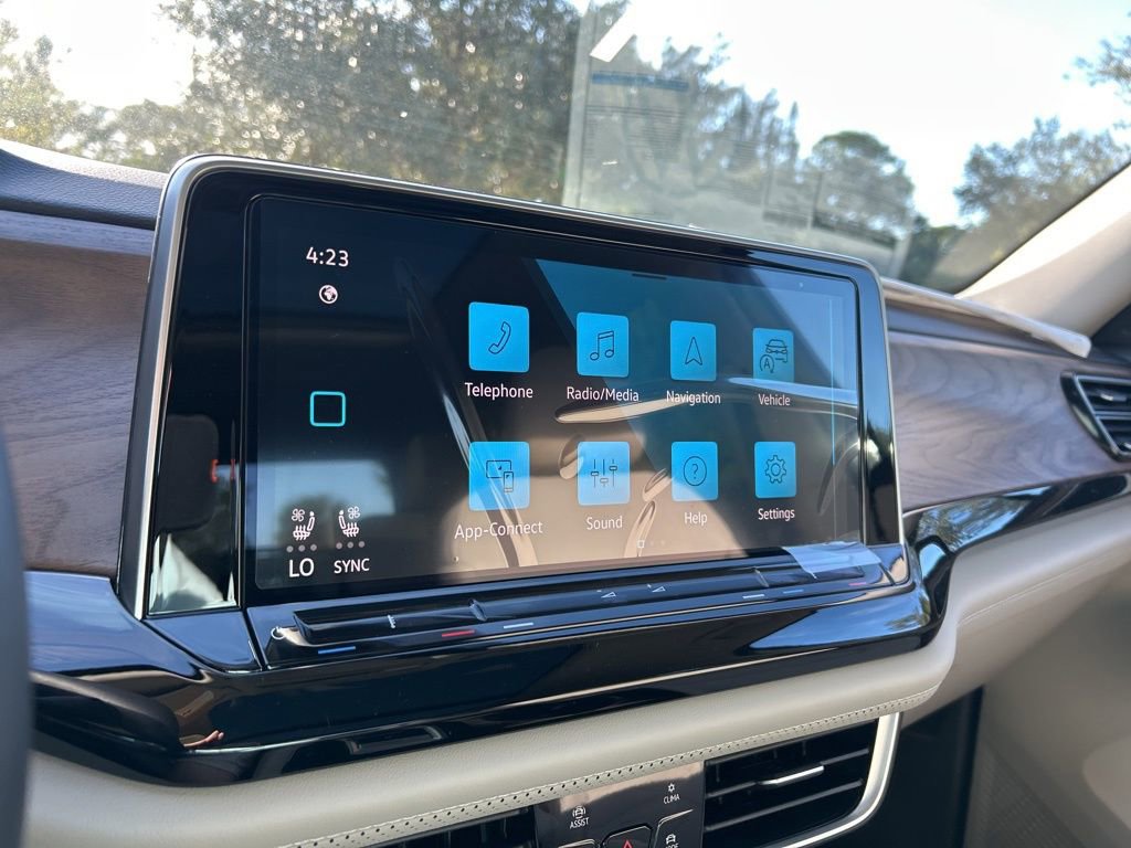 New 2026 Volkswagen Atlas SE FWD image 32