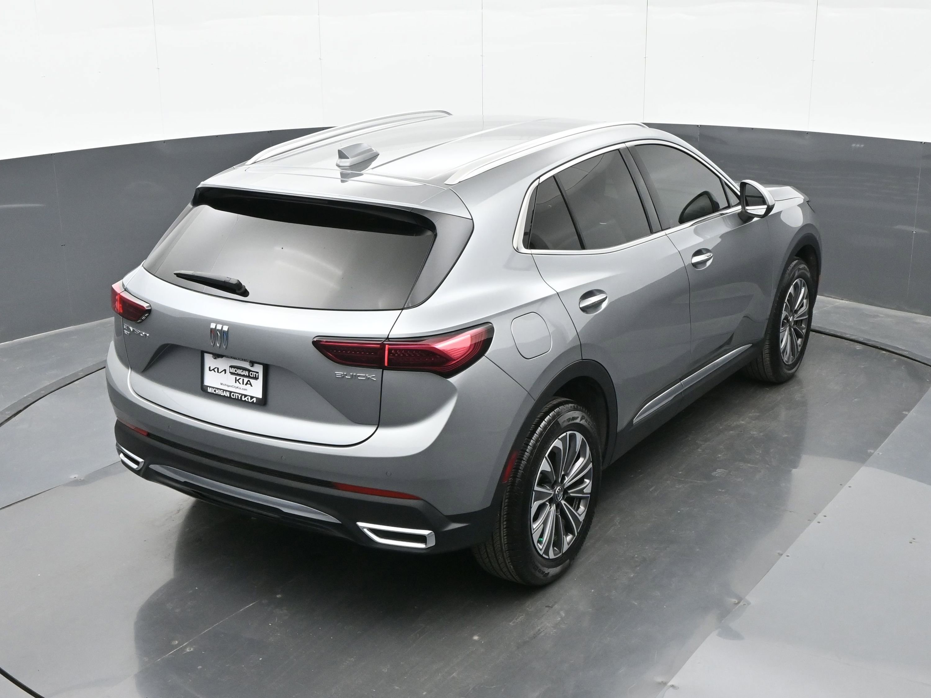 Used 2024 Buick Envision Preferred image 32